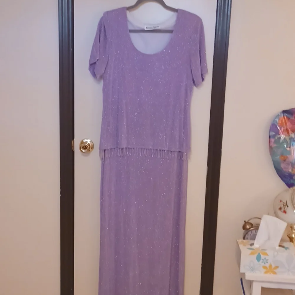 Ronnie Nicole formal - Picture 1 of 6